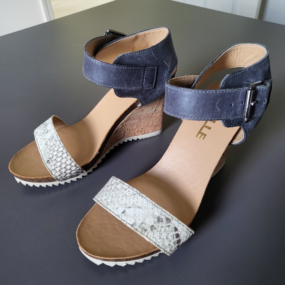 New Belle Snake Print Leather Wedge Sandals 5M